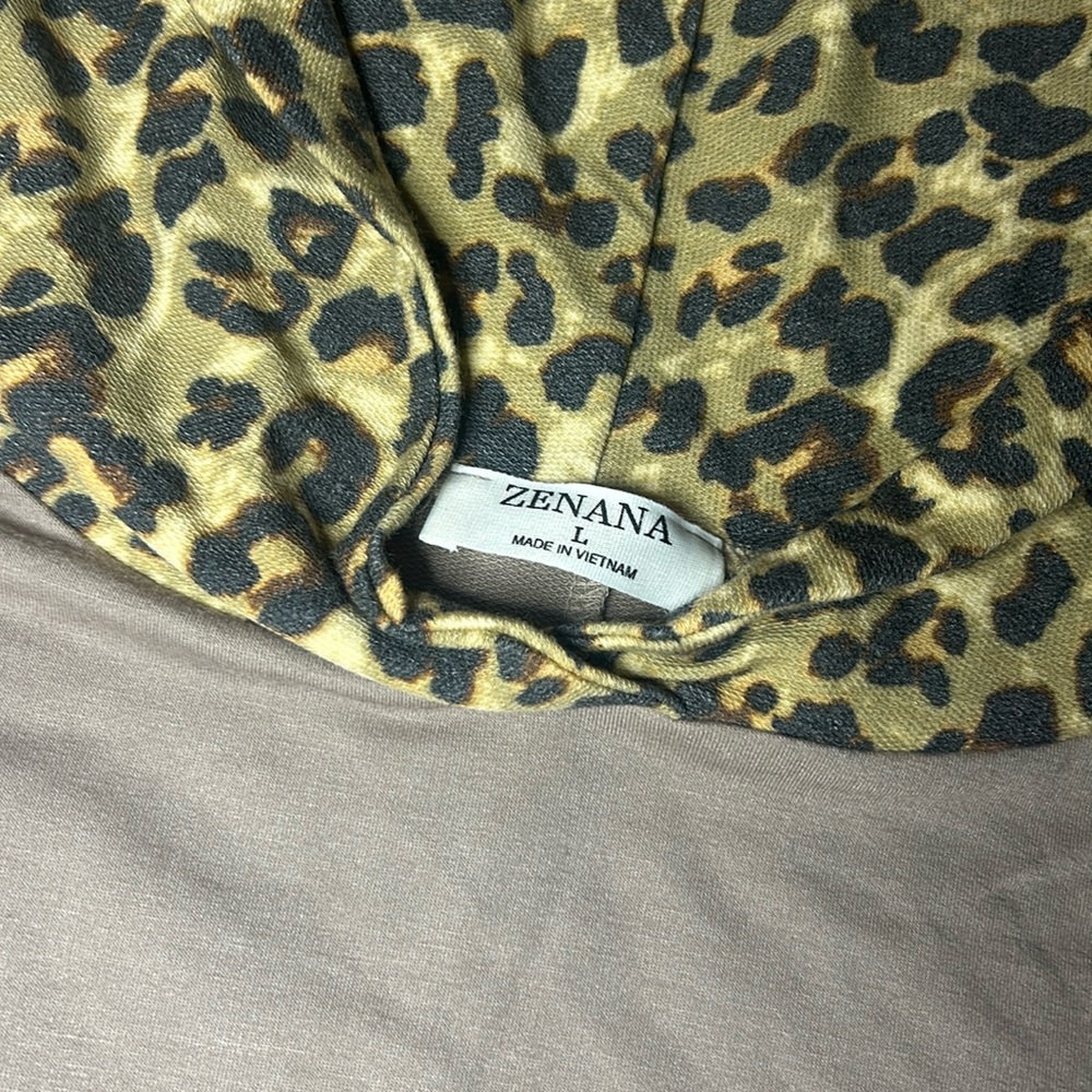 Zenana size large grey long sleeve shirt with cheetah front pocket and hood
